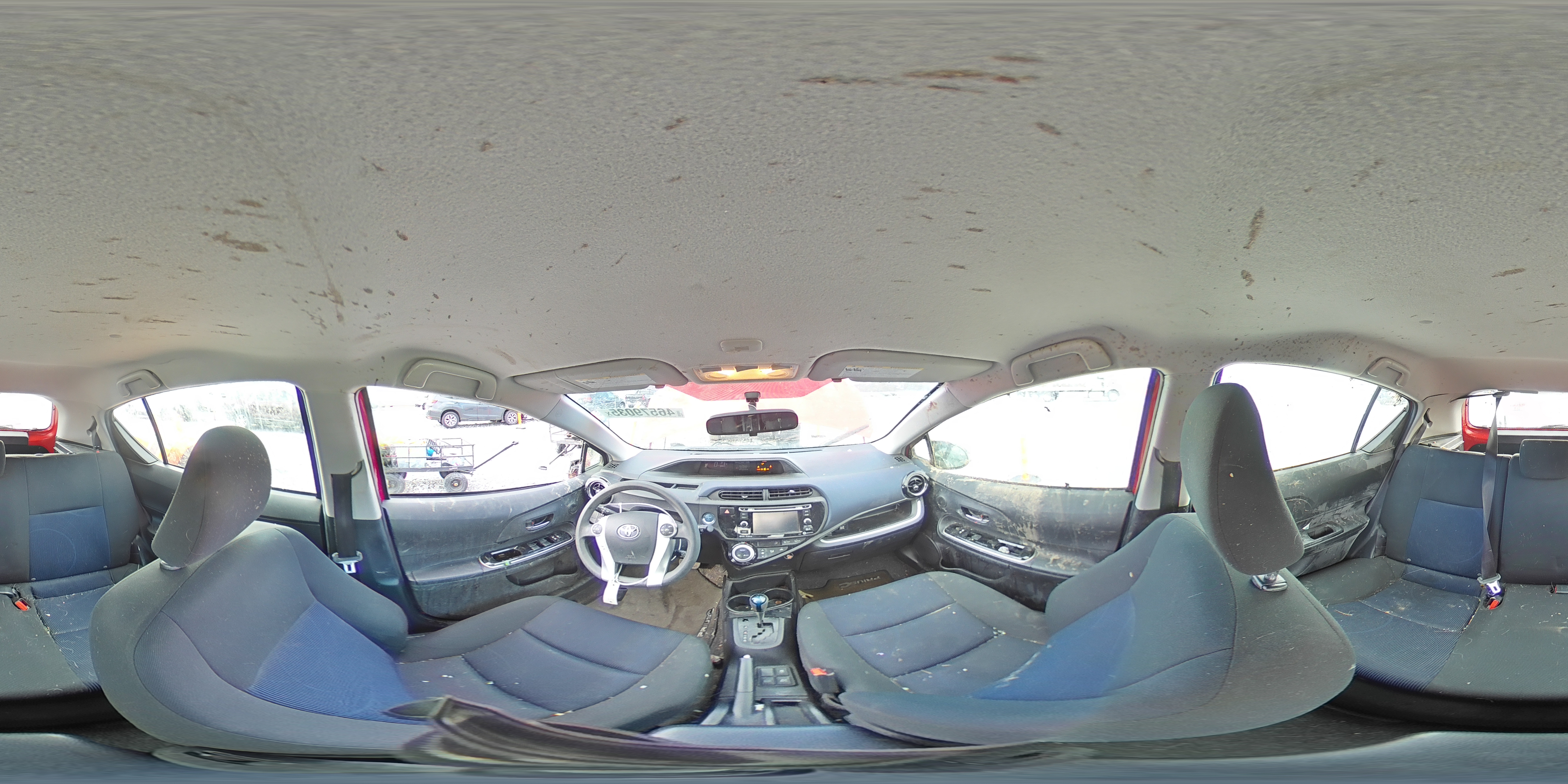 2016 Toyota Prius - Image 12