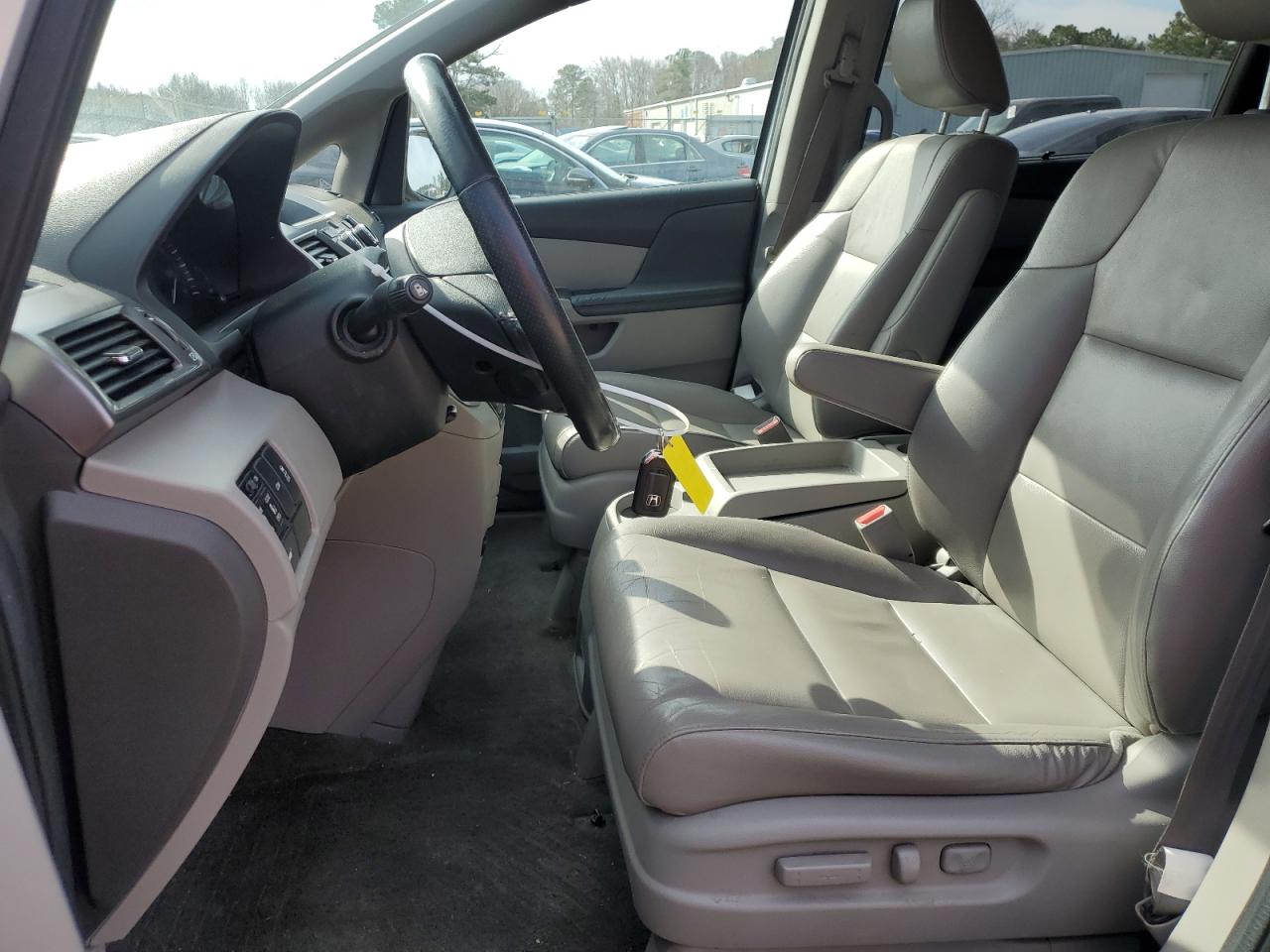 2014 Honda Odyssey - Image 7