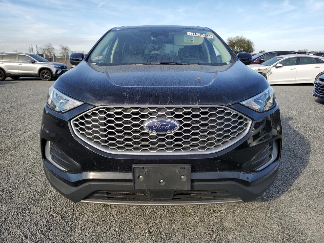 2023 Ford Edge - Image 5
