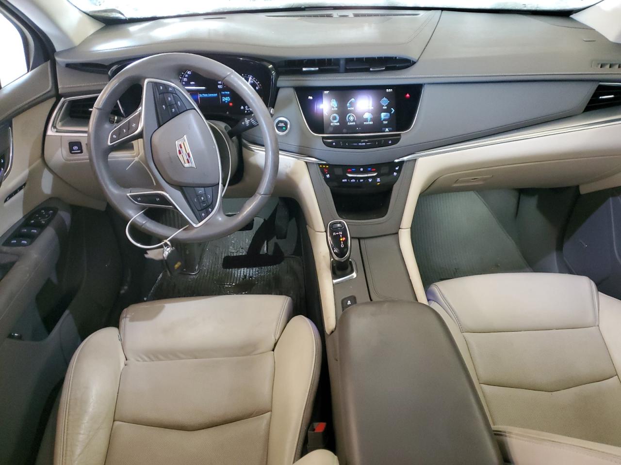 2017 Cadillac XT5 - Image 8