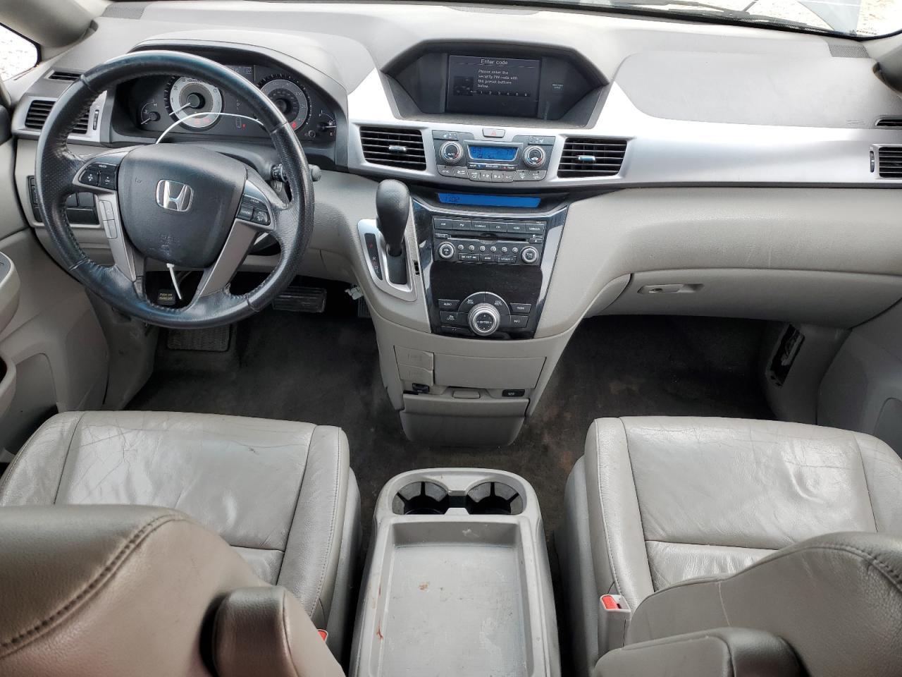 2011 Honda Odyssey - Image 8