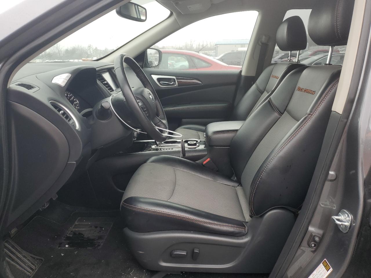2020 Nissan Pathfinder - Image 7
