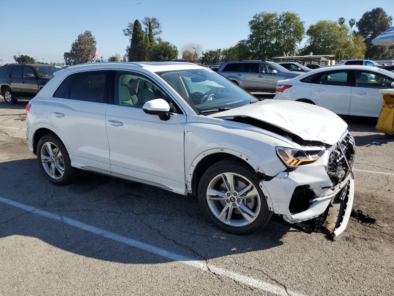 2022 Audi Q3 - Image 4