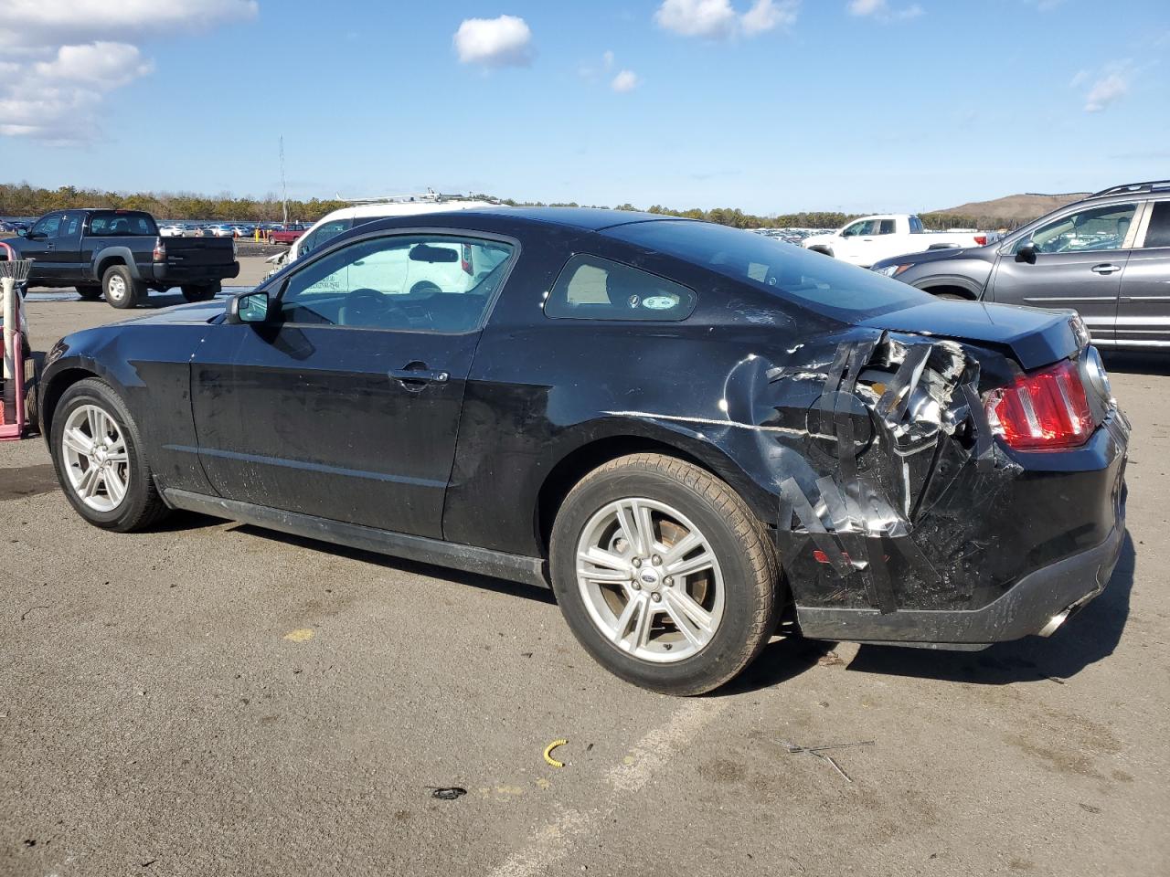 2012 Ford Mustang - Image 2