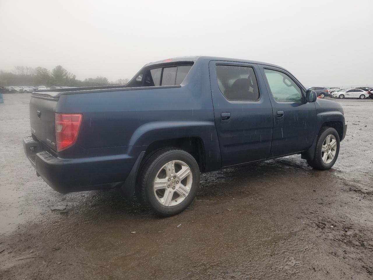 2009 Honda Ridgeline - Image 3