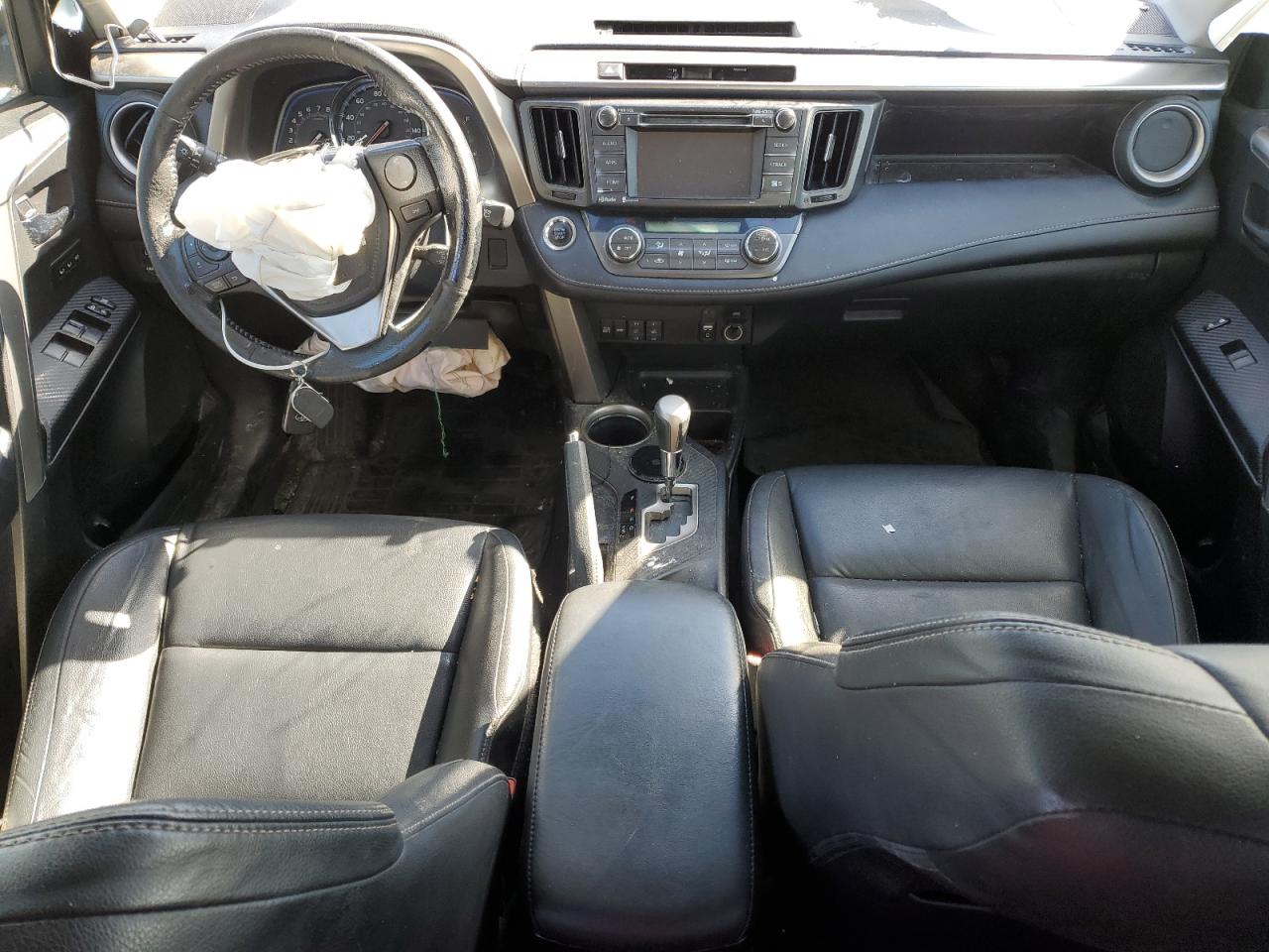 2015 Toyota RAV 4 - Image 8