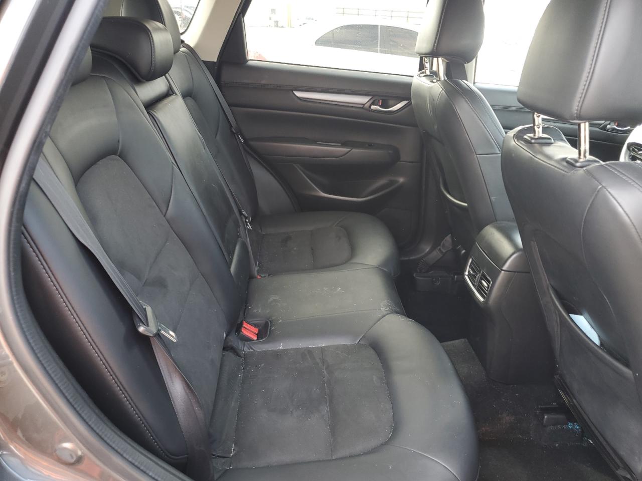 2021 Mazda CX-5 - Image 12