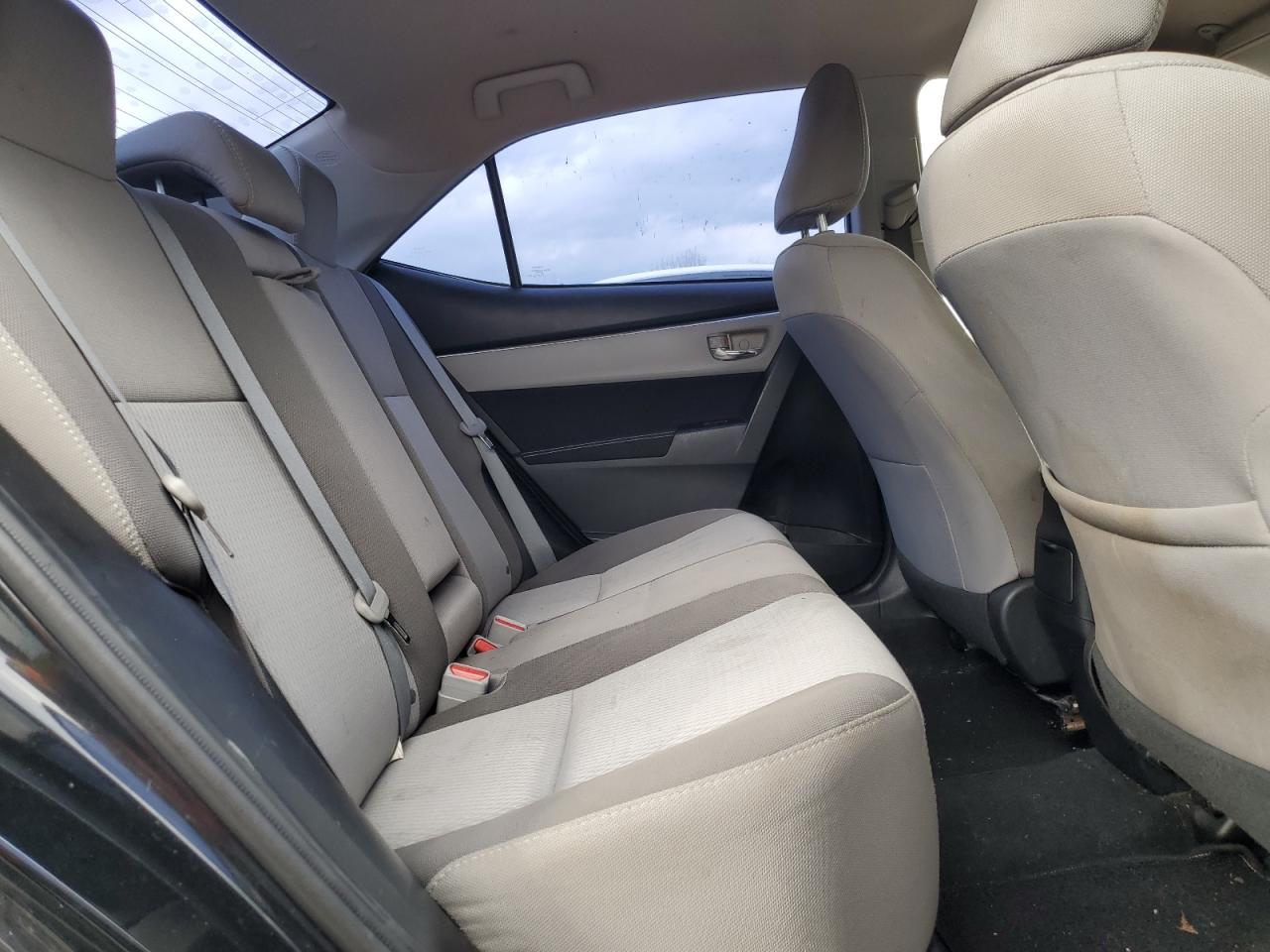 2017 Toyota Corolla - Image 10