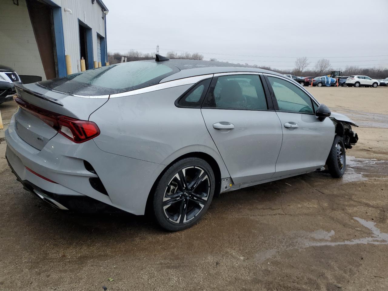 2023 Kia K5 - Image 3