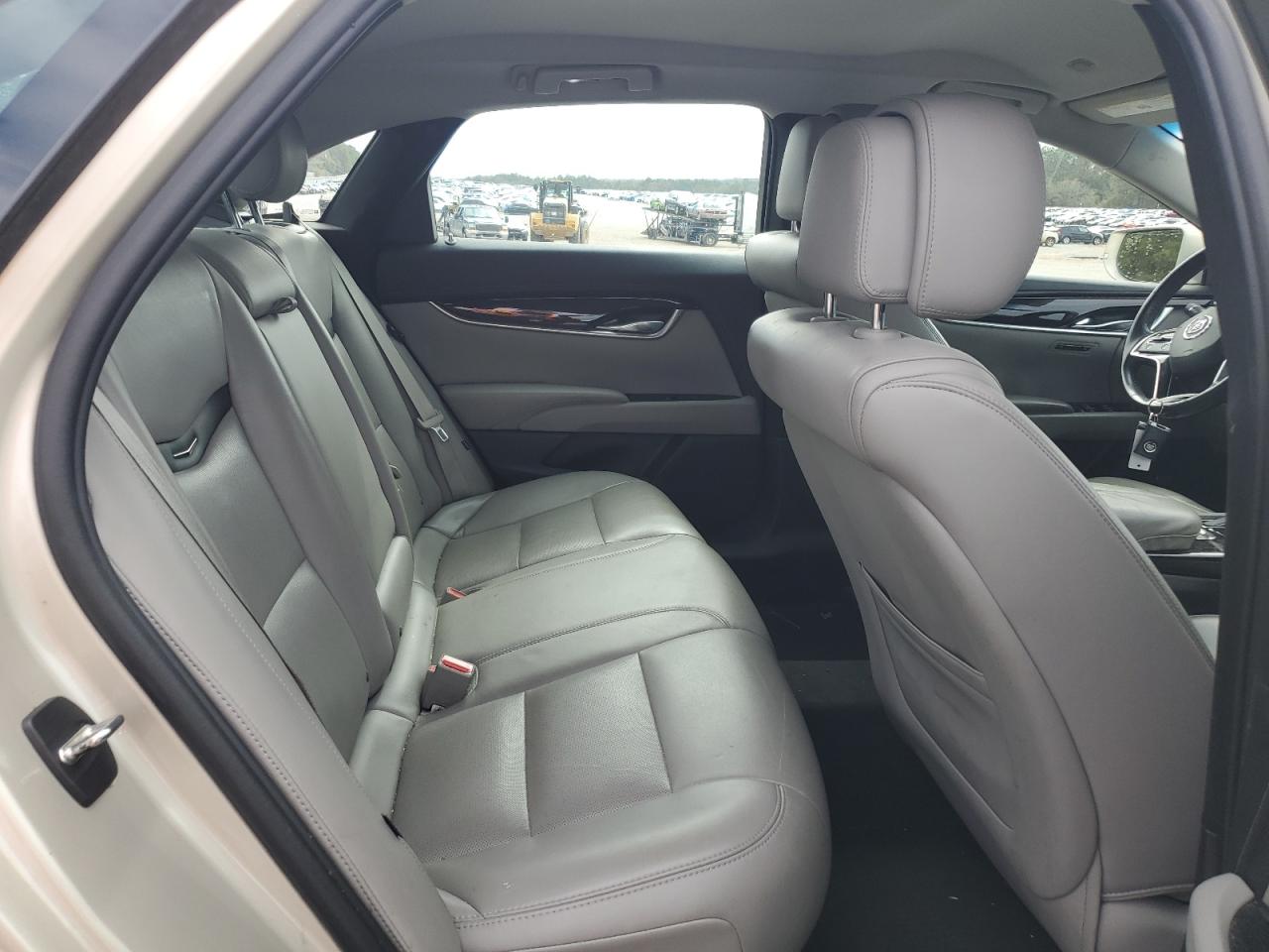 2013 Cadillac XTS - Image 10