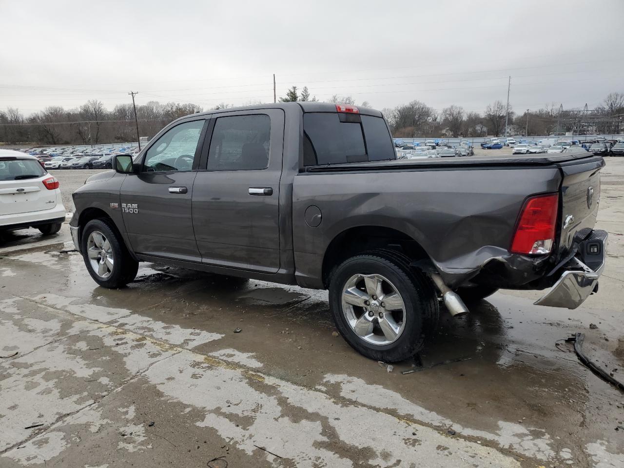 2016 RAM 1500 - Image 2