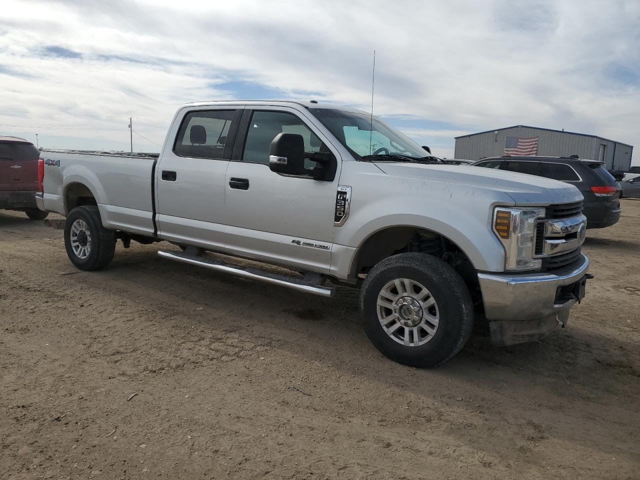 2018 Ford F350 - Image 4