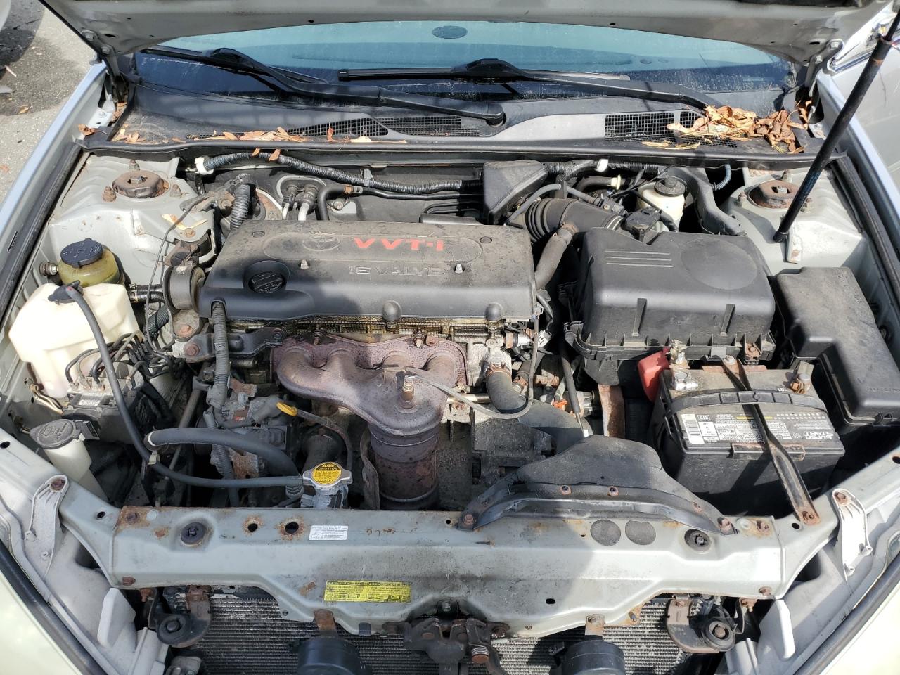 2005 Toyota Camry - Image 11