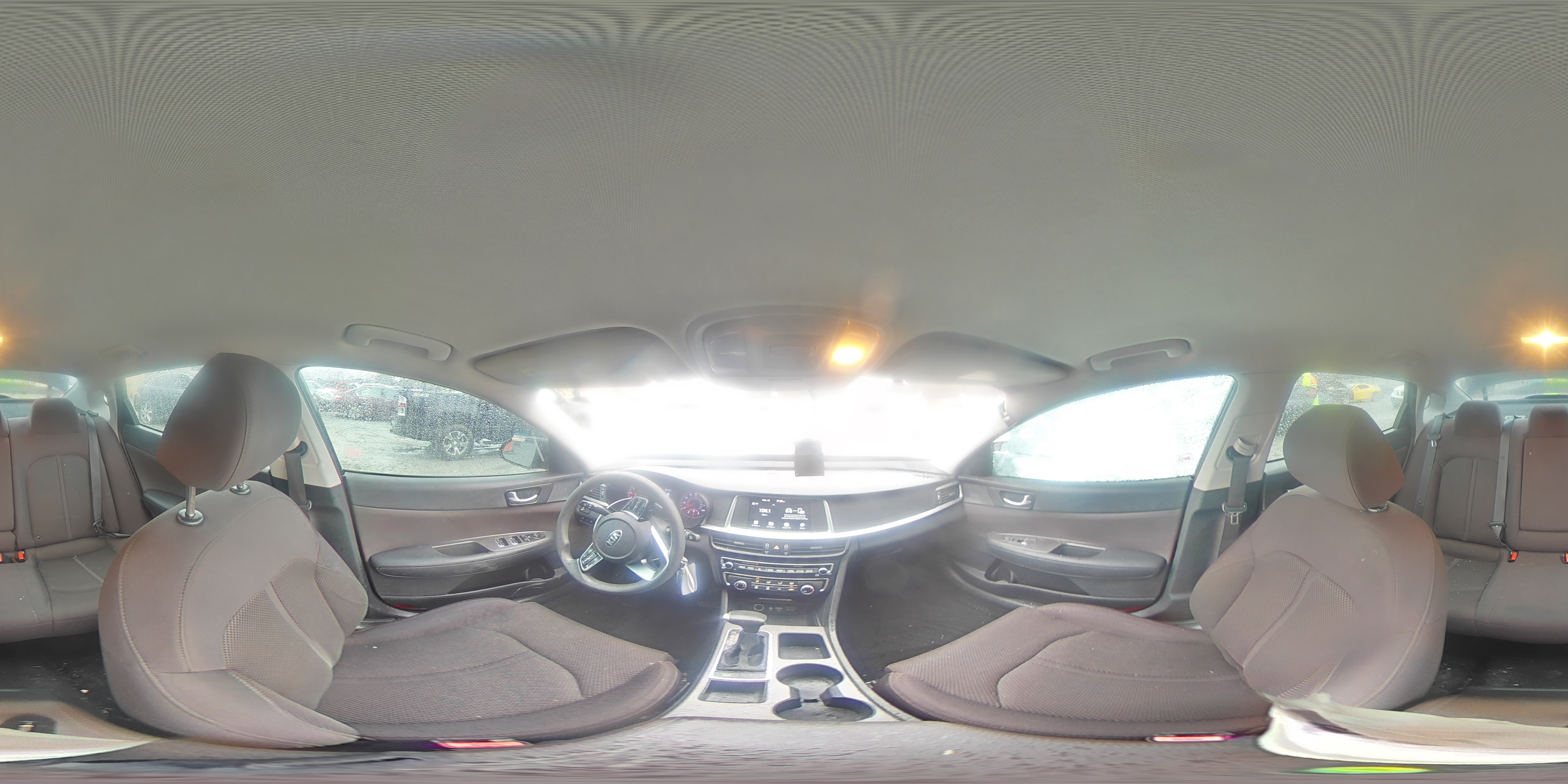 2020 Kia Optima - Image 15