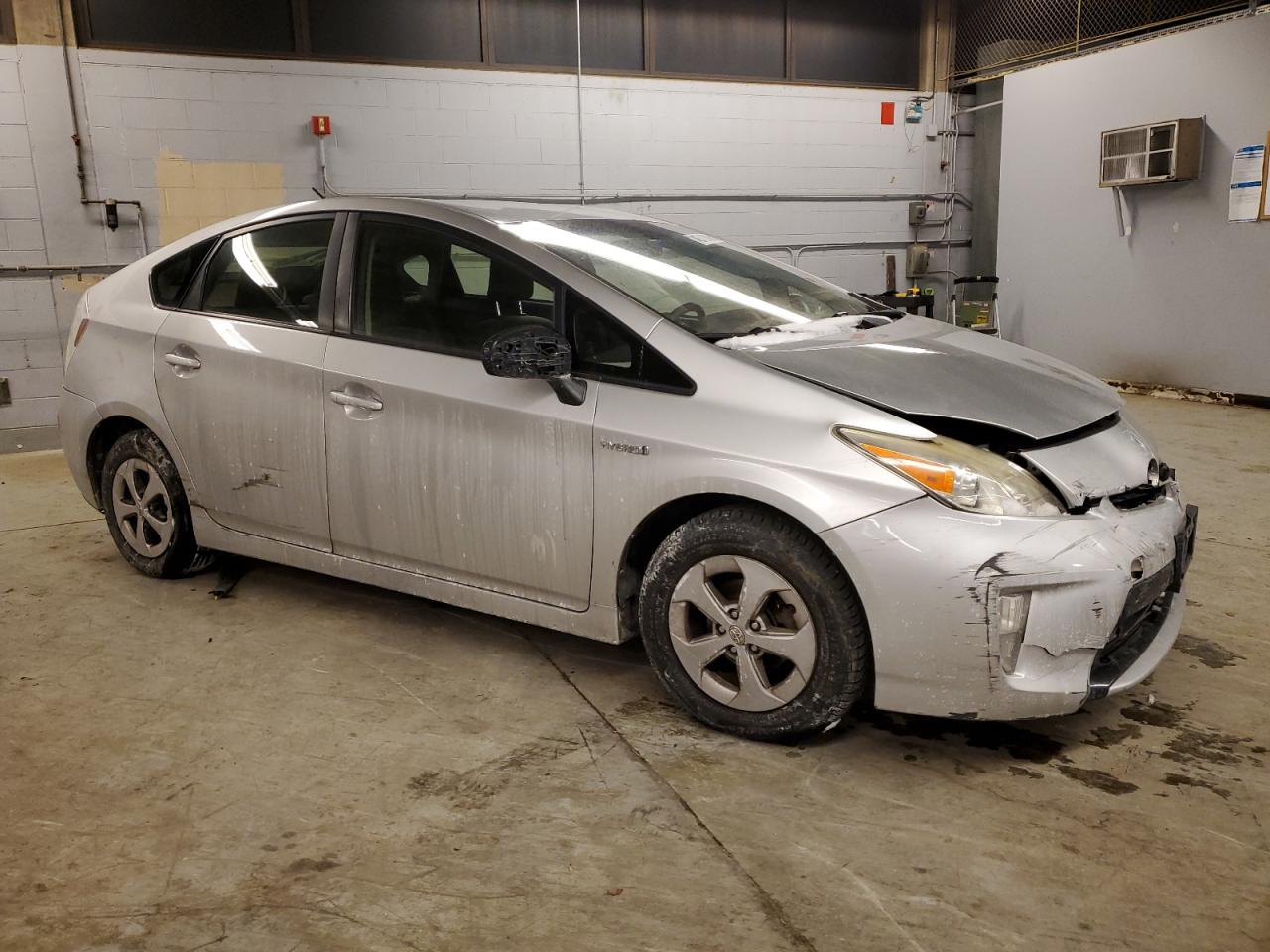 2013 Toyota Prius - Image 4