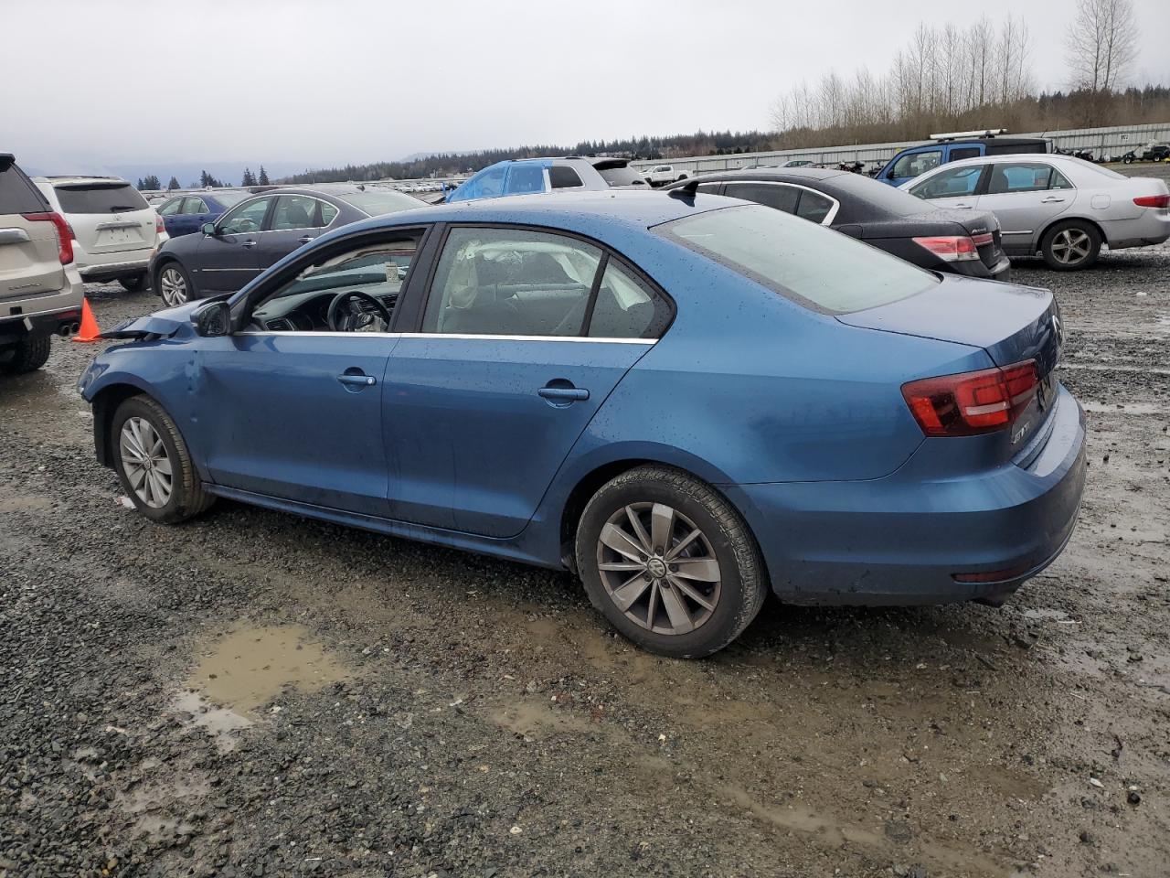 2016 Volkswagen Jetta - Image 2