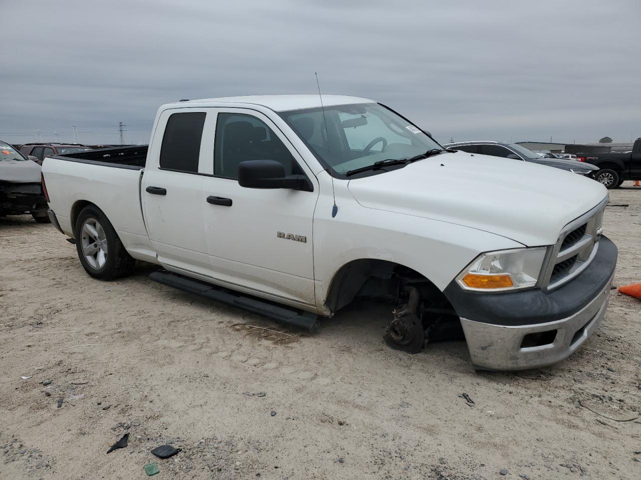 2010 Dodge RAM - Image 4
