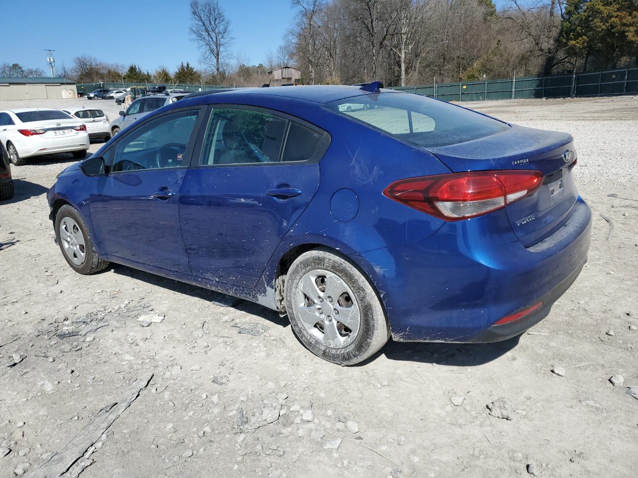 2017 Kia Forte - Image 2