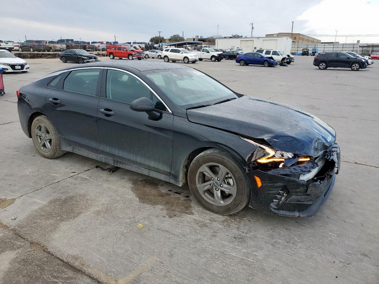 2023 Kia K5 - Image 4