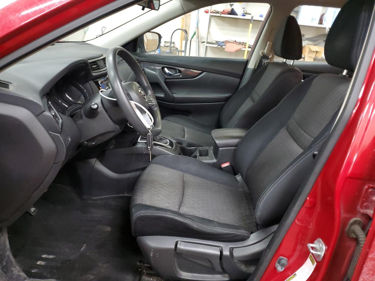 2017 Nissan Rogue - Image 7