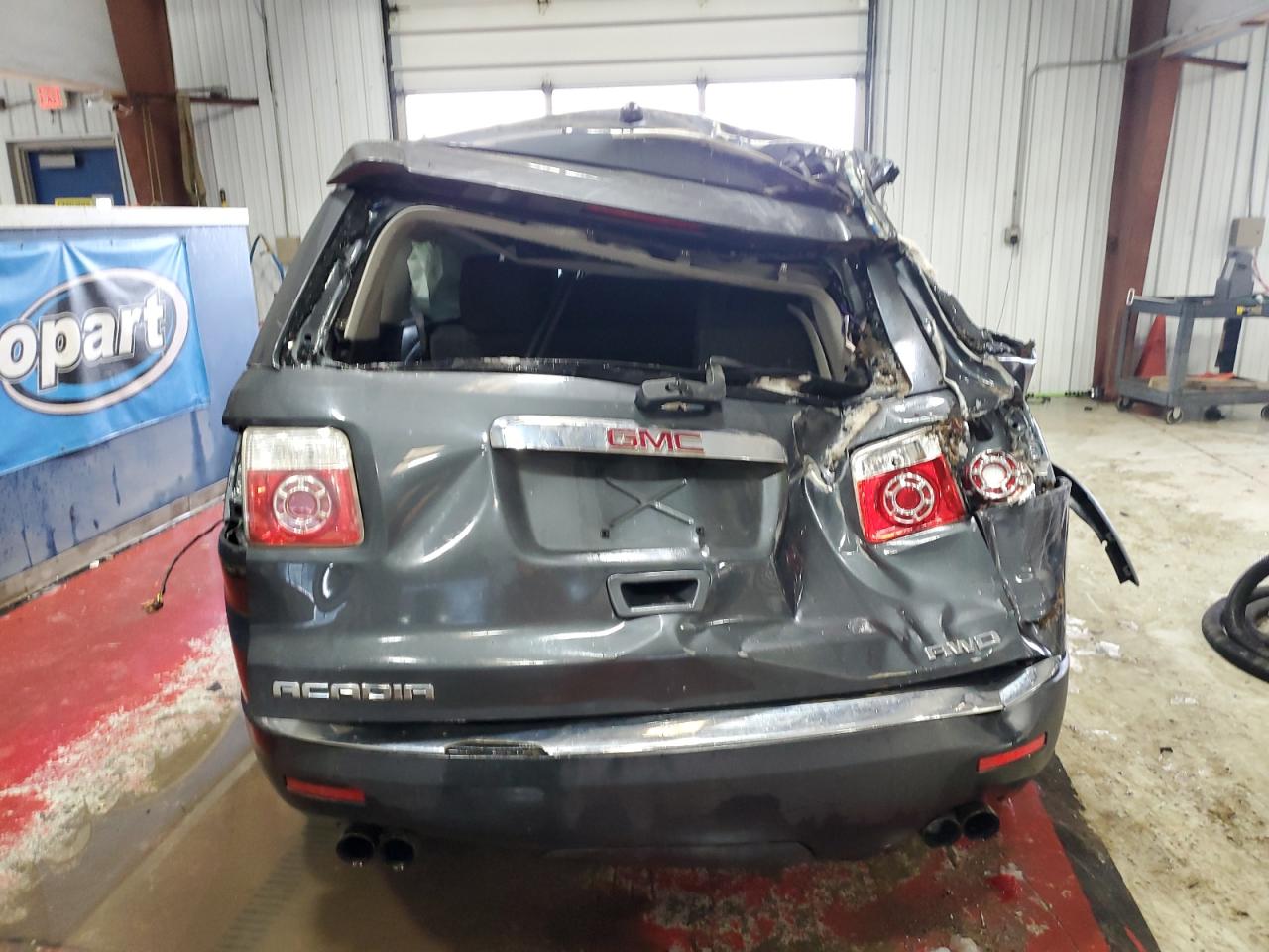 2011 GMC Acadia - Image 6