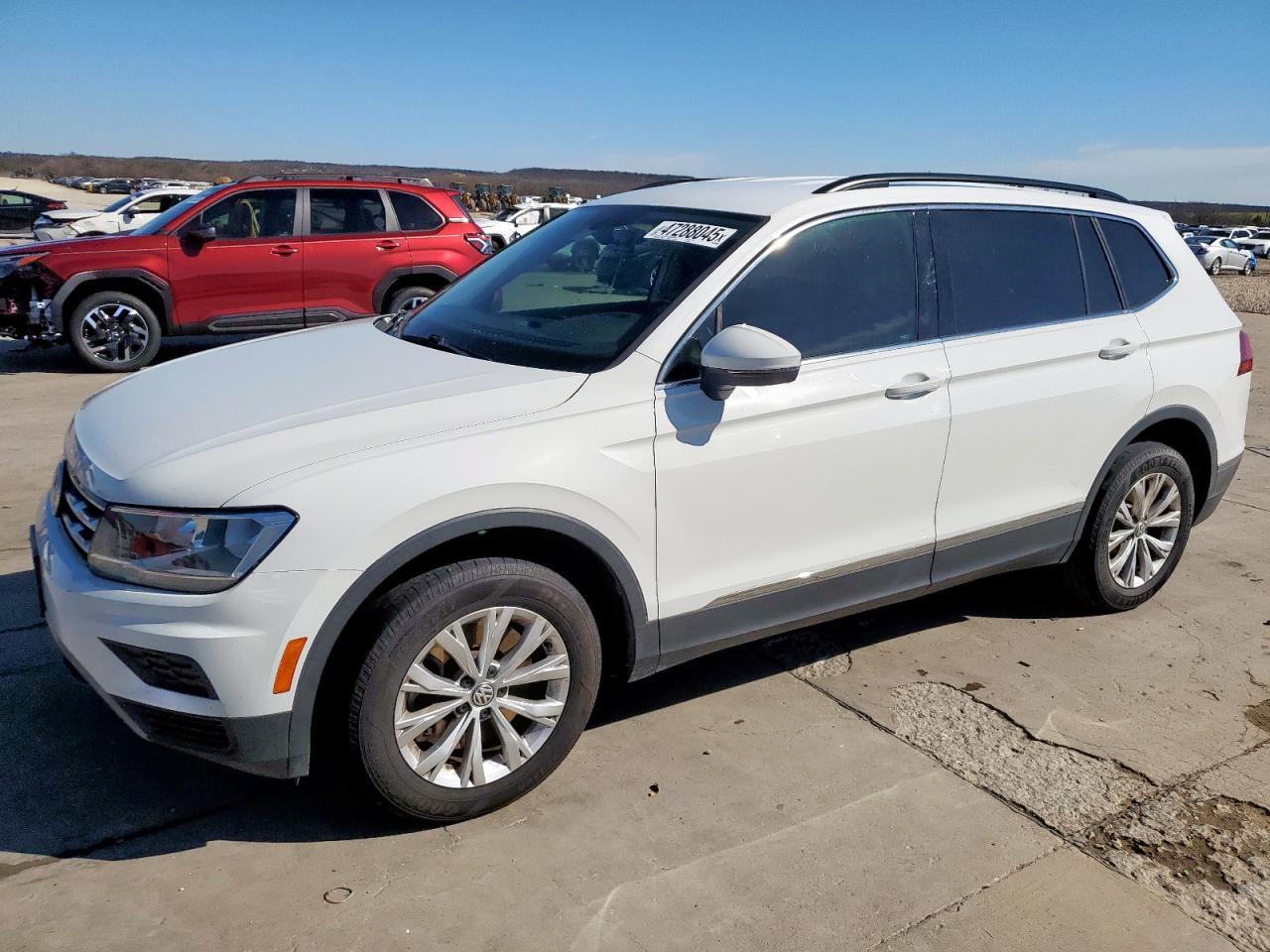 2018 Volkswagen Tiguan - Image 1