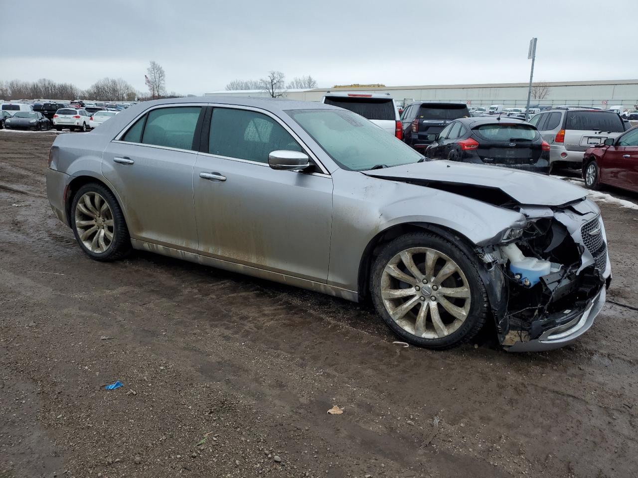 2017 Chrysler 300 - Image 4