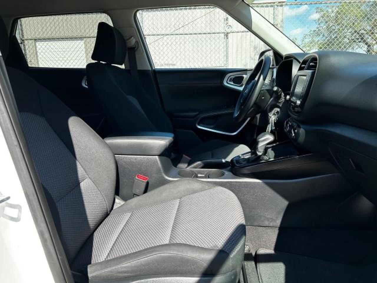 2021 Kia Soul - Image 5