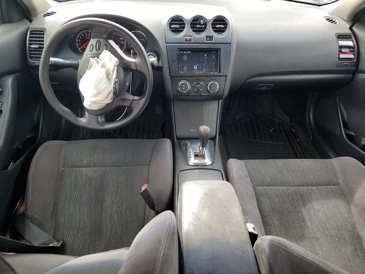 2011 Nissan Altima - Image 8