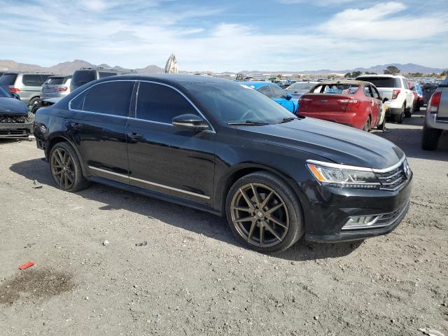 Седани VOLKSWAGEN PASSAT 2016 Чорний