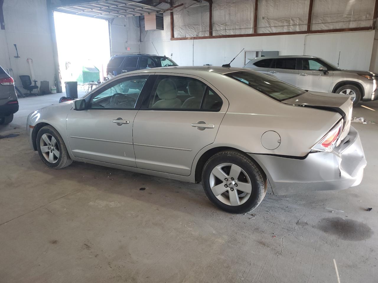 2009 Ford Fusion - Image 2
