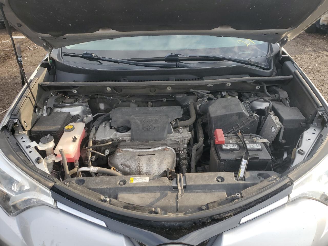 2018 Toyota RAV 4 - Image 12