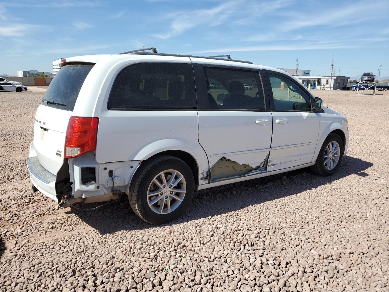 2016 Dodge Caravan - Image 3