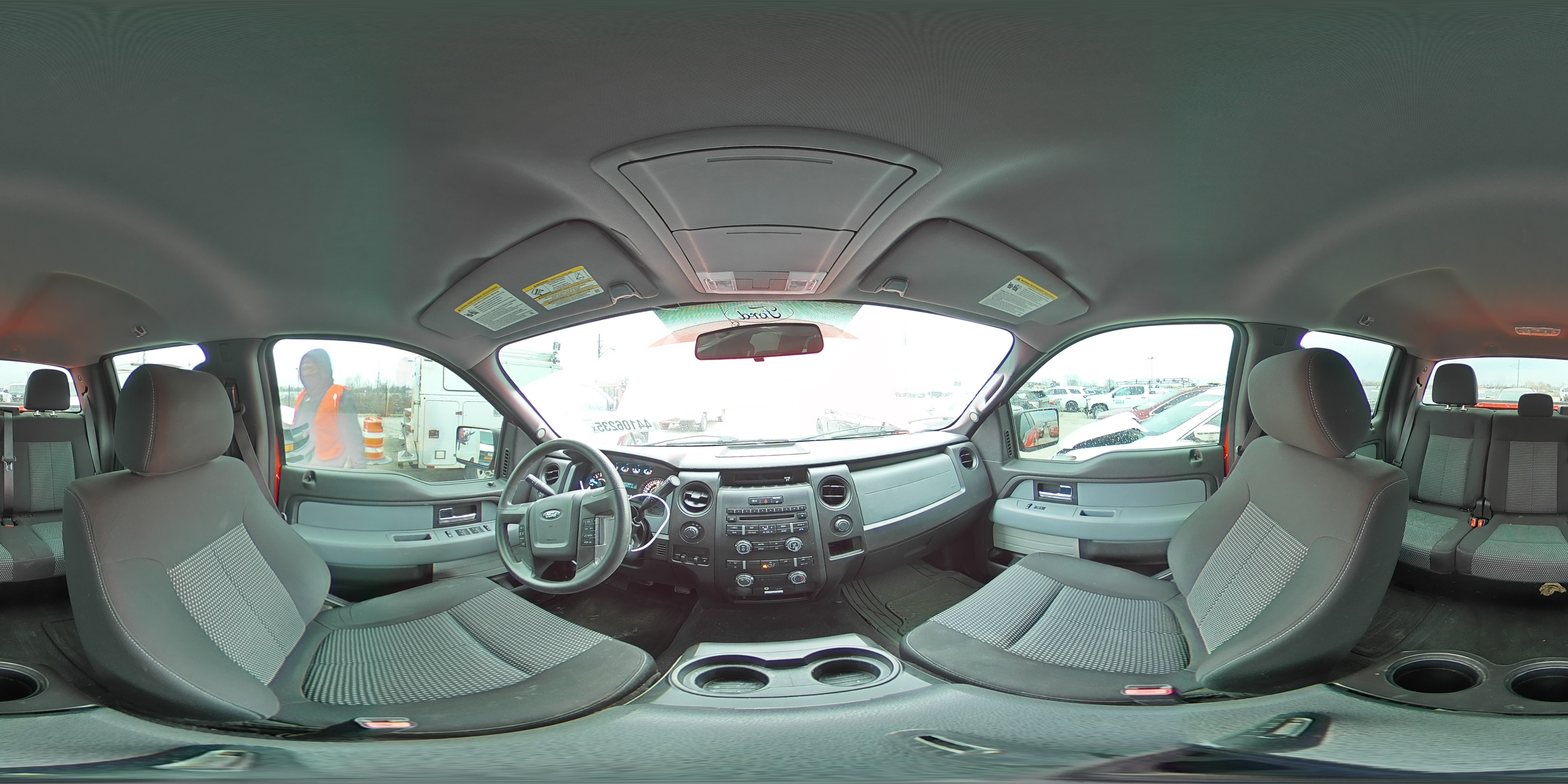 2014 Ford F-150 - Image 13