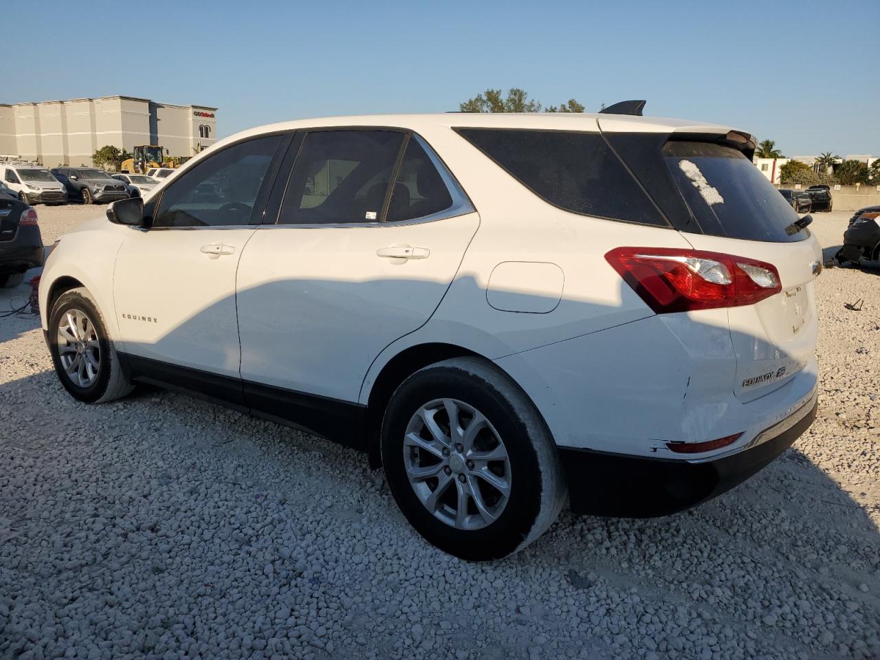 2018 Chevrolet Equinox - Image 2