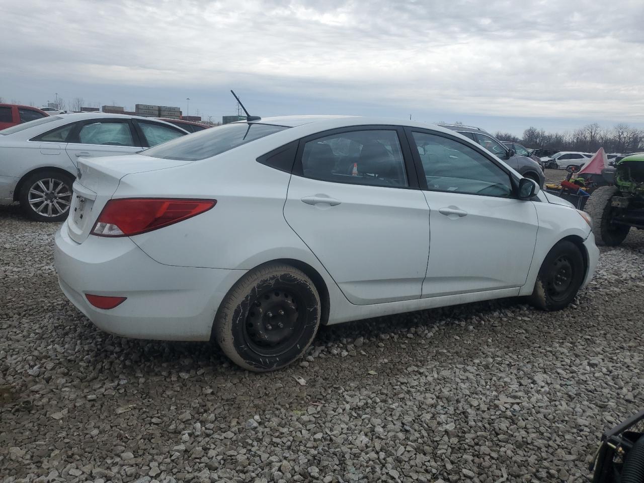 2015 Hyundai Accent - Image 3