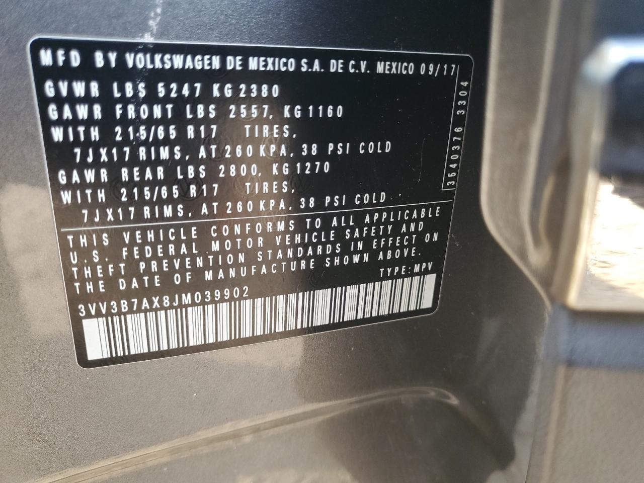 2018 Volkswagen Tiguan - Image 13