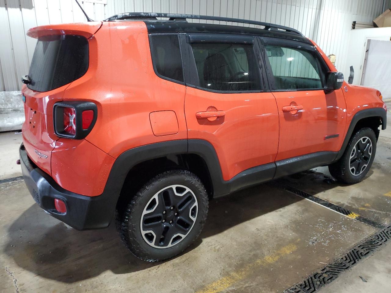 2017 Jeep Renegade - Image 3