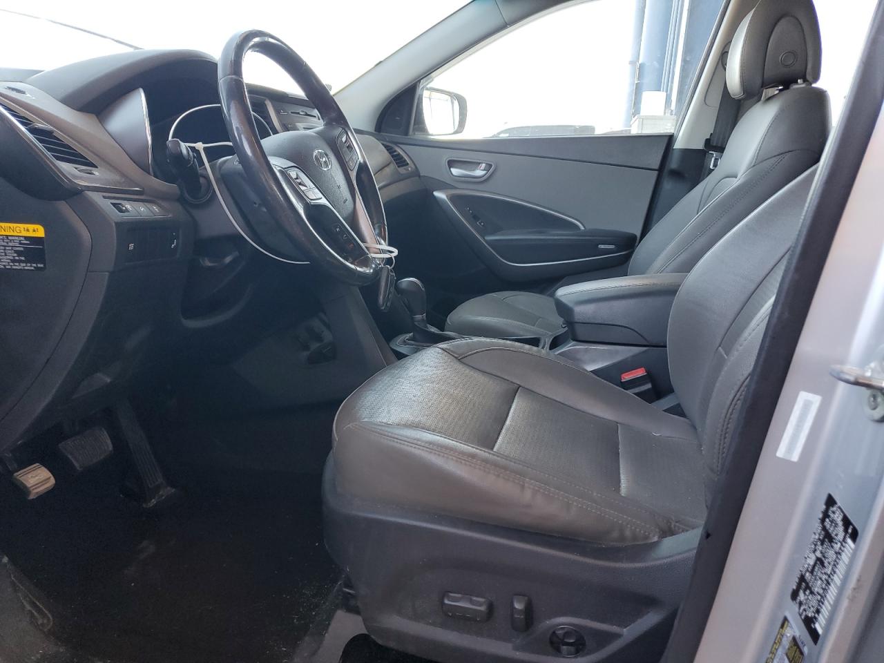 2015 Hyundai Santa Fe - Image 7