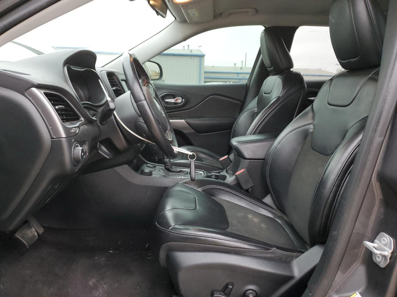 2019 Jeep Grand Cherokee - Image 7