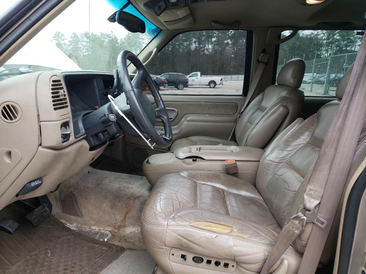 1999 Chevrolet Tahoe - Image 7