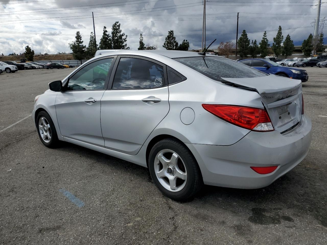 2013 Hyundai Accent - Image 2