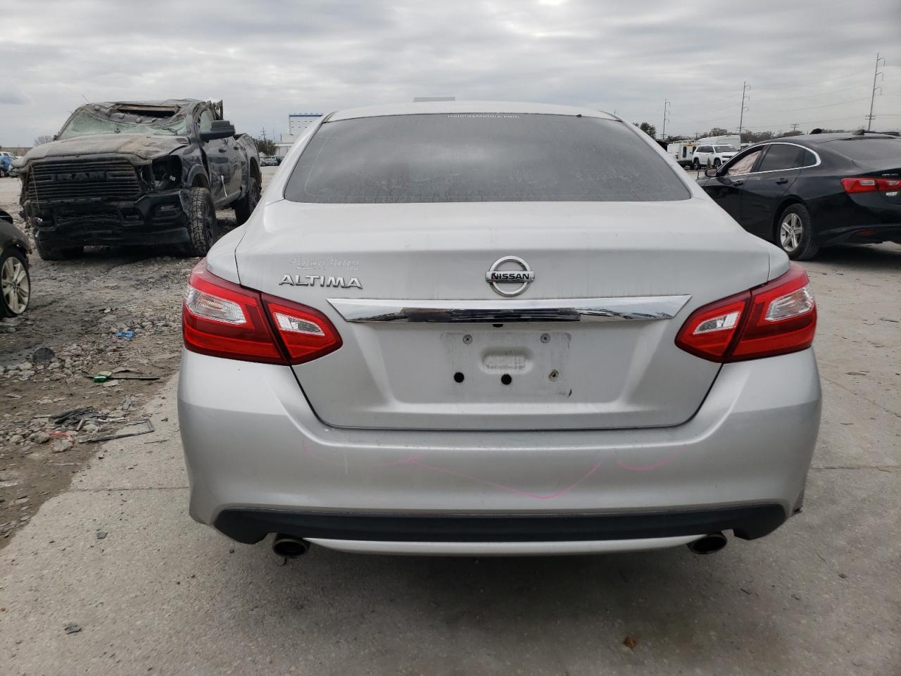 2017 Nissan Altima - Image 6