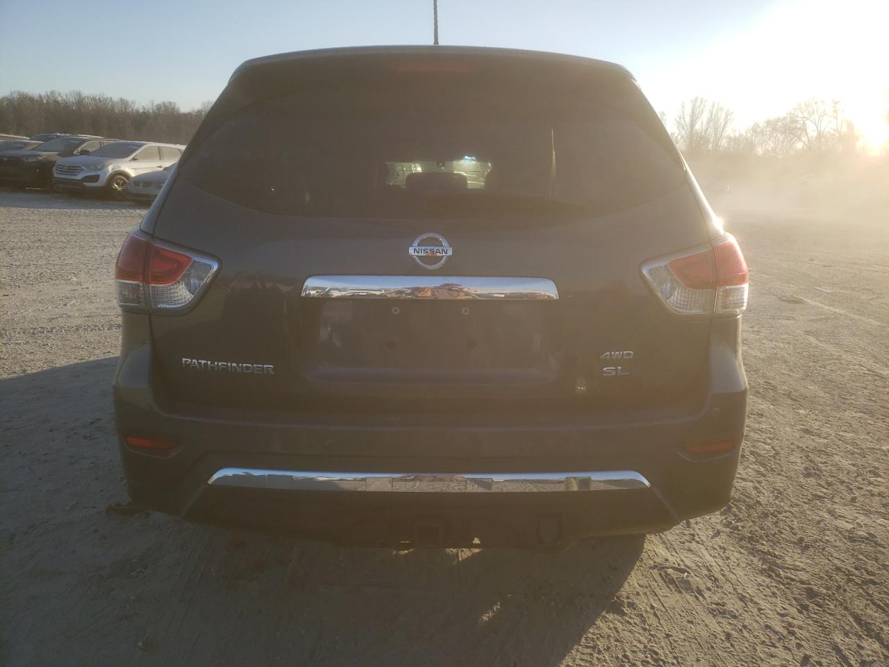 2014 Nissan Pathfinder - Image 6