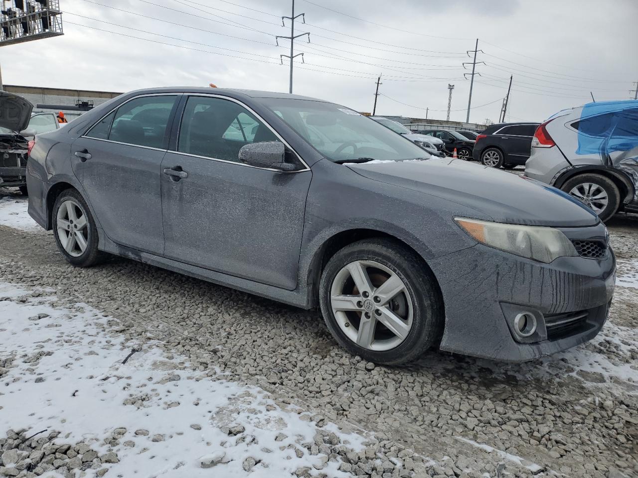 2014 Toyota Camry - Image 4