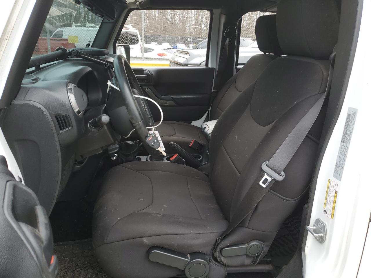 2016 Jeep Wrangler - Image 7