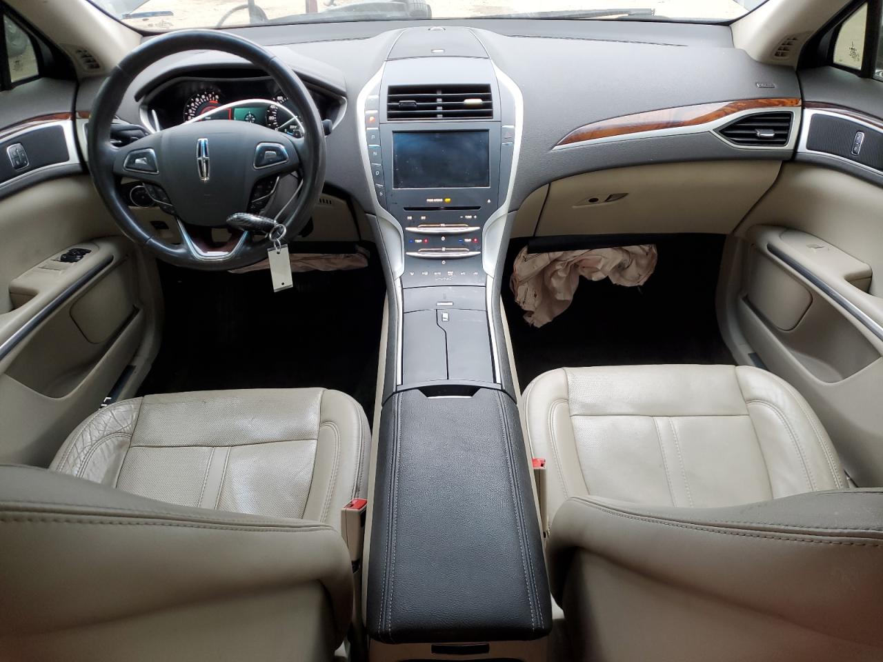 2016 Lincoln MKZ - Image 8