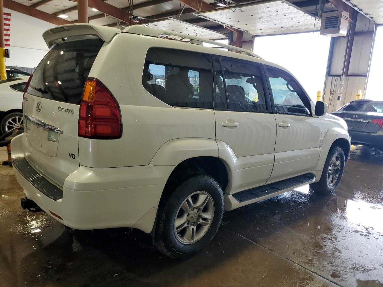 2004 Lexus GX - Image 3