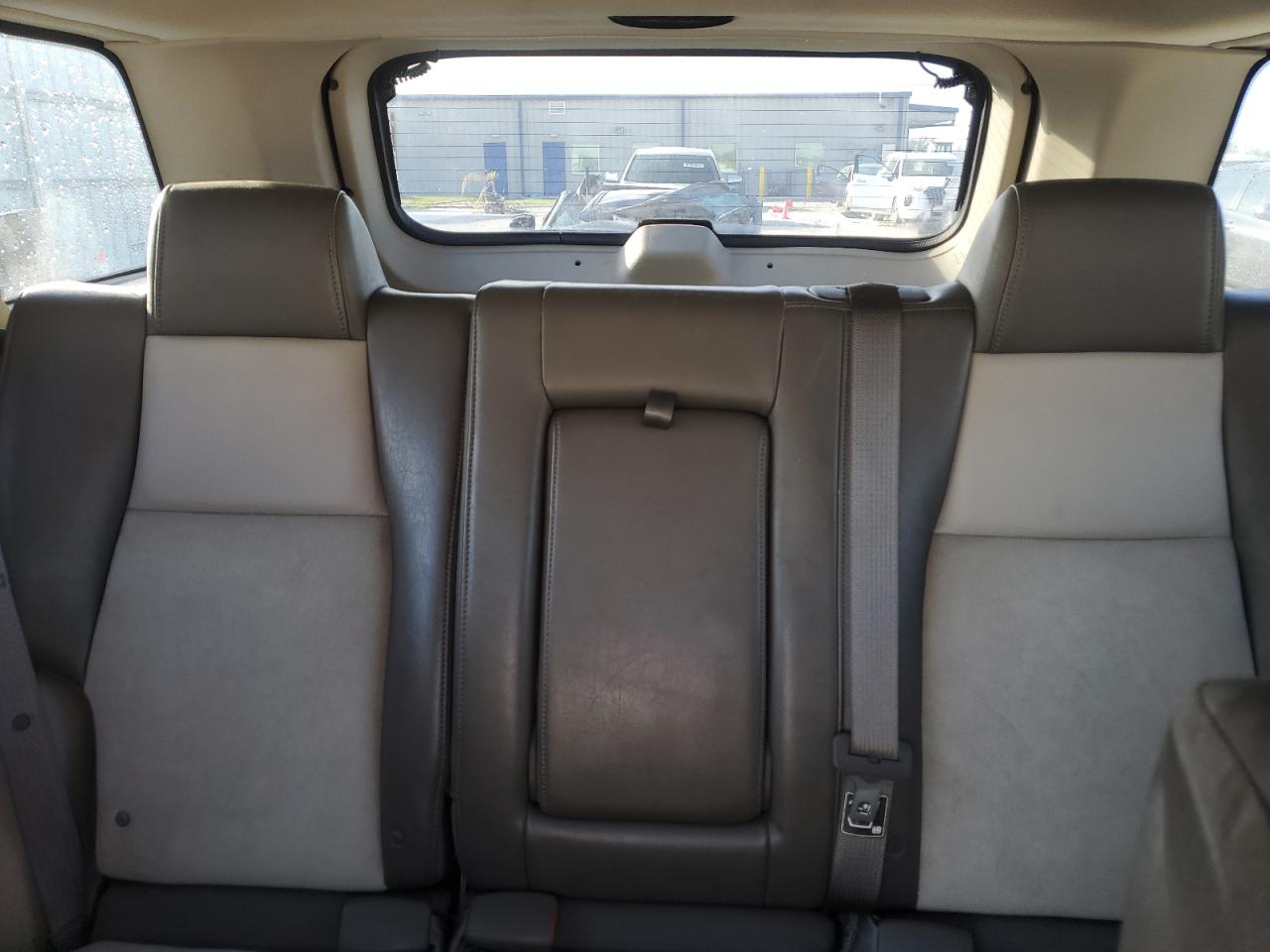 2010 Jeep Grand Cherokee - Image 10