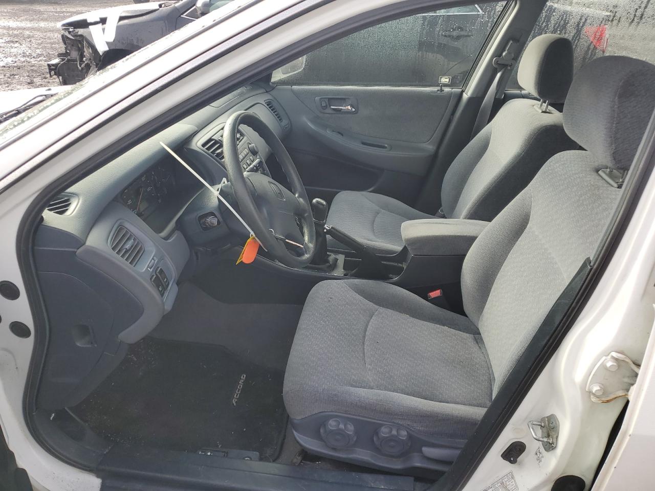 2001 Honda Accord - Image 7